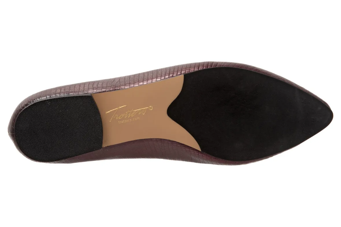 Estee-Trotters Clearance