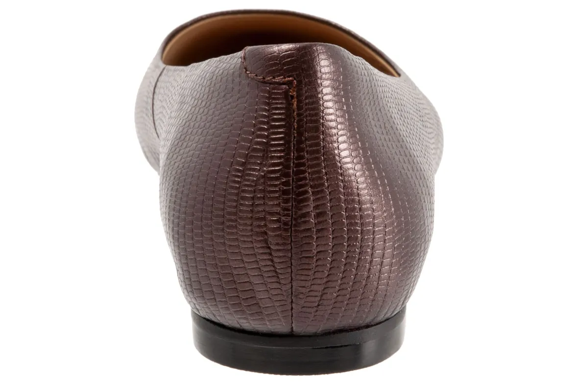 Estee-Trotters Clearance