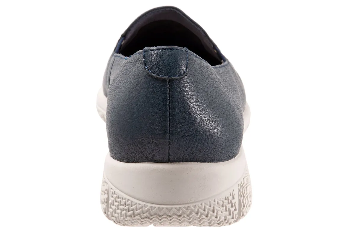 Universal-Trotters Online