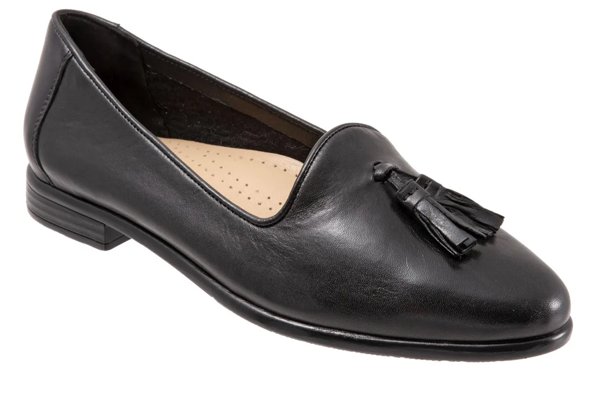 Liz Tassel-Trotters Fashion