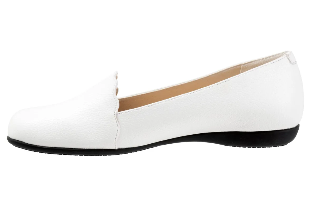 Sage-Trotters Fashion