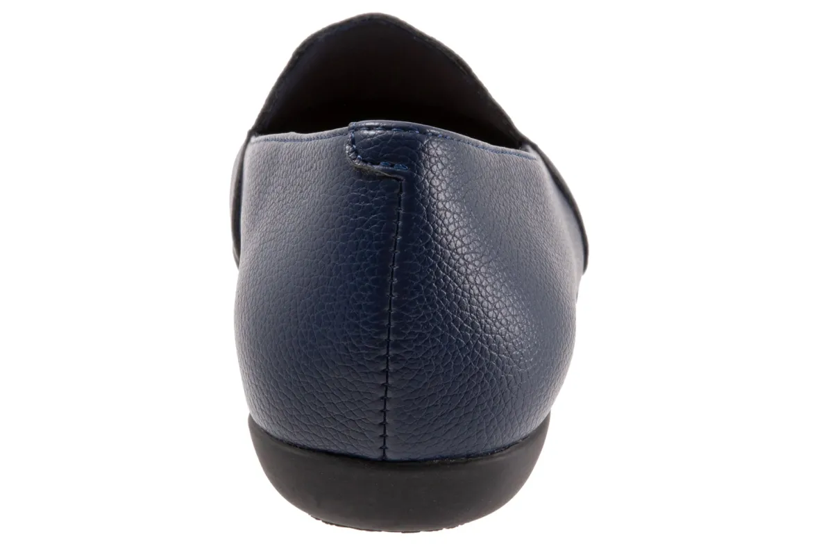 Sage-Trotters Fashion