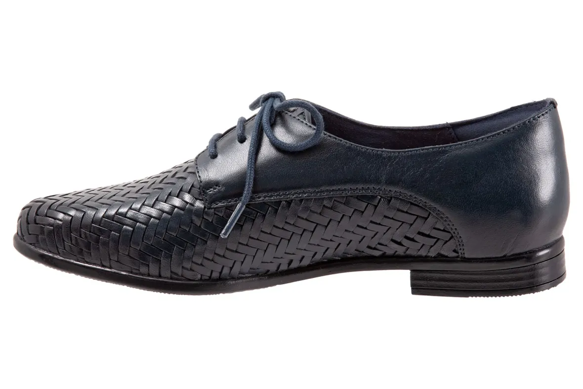 Lizzie Herringbone-Trotters New