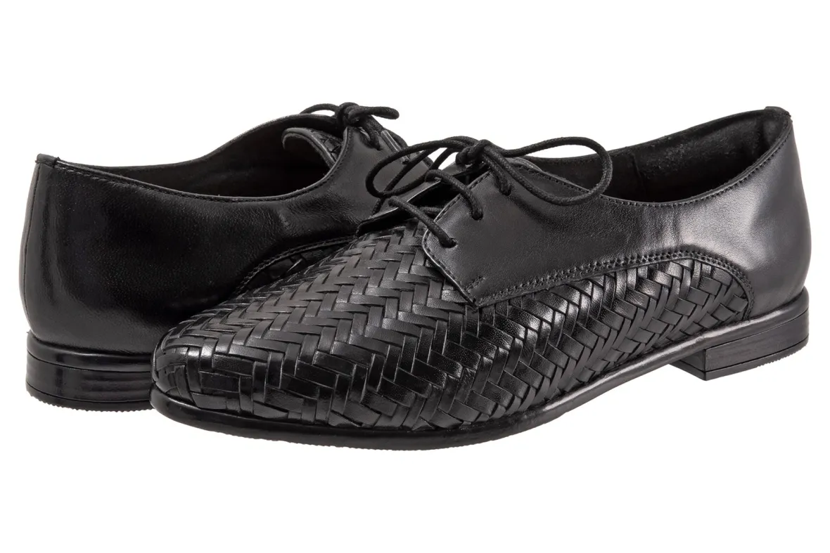 Lizzie Herringbone-Trotters New