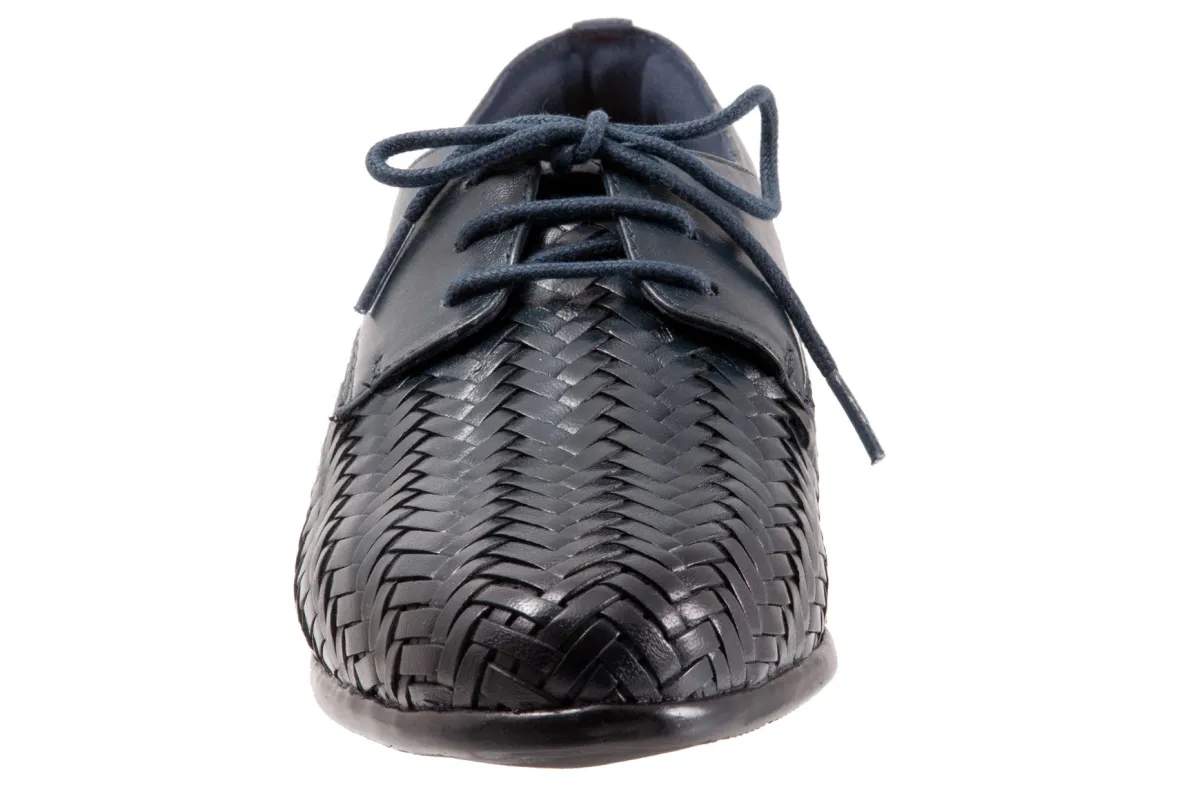 Lizzie Herringbone-Trotters New