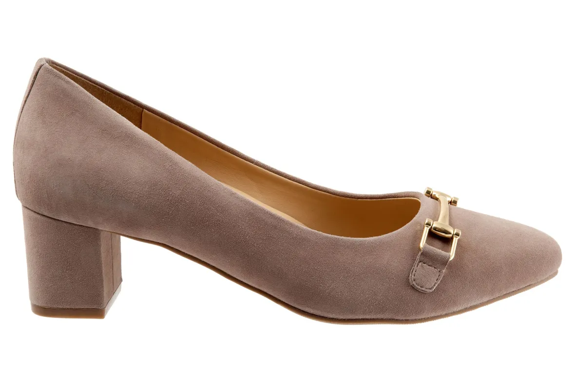 Kenzie-Trotters Fashion