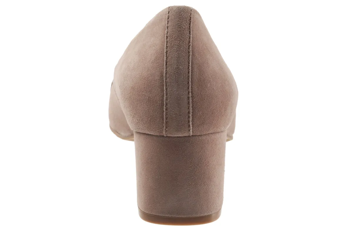 Kenzie-Trotters Fashion