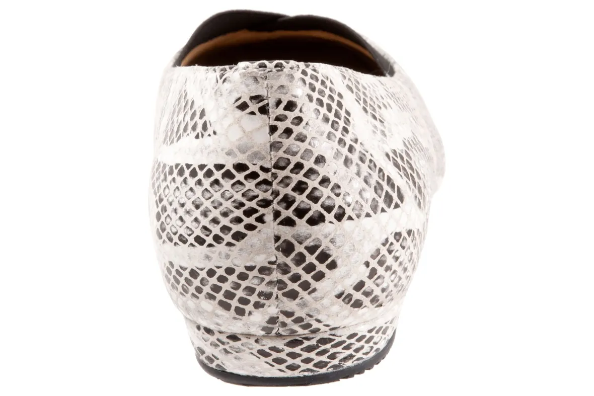 Viana-Softwalk Discount