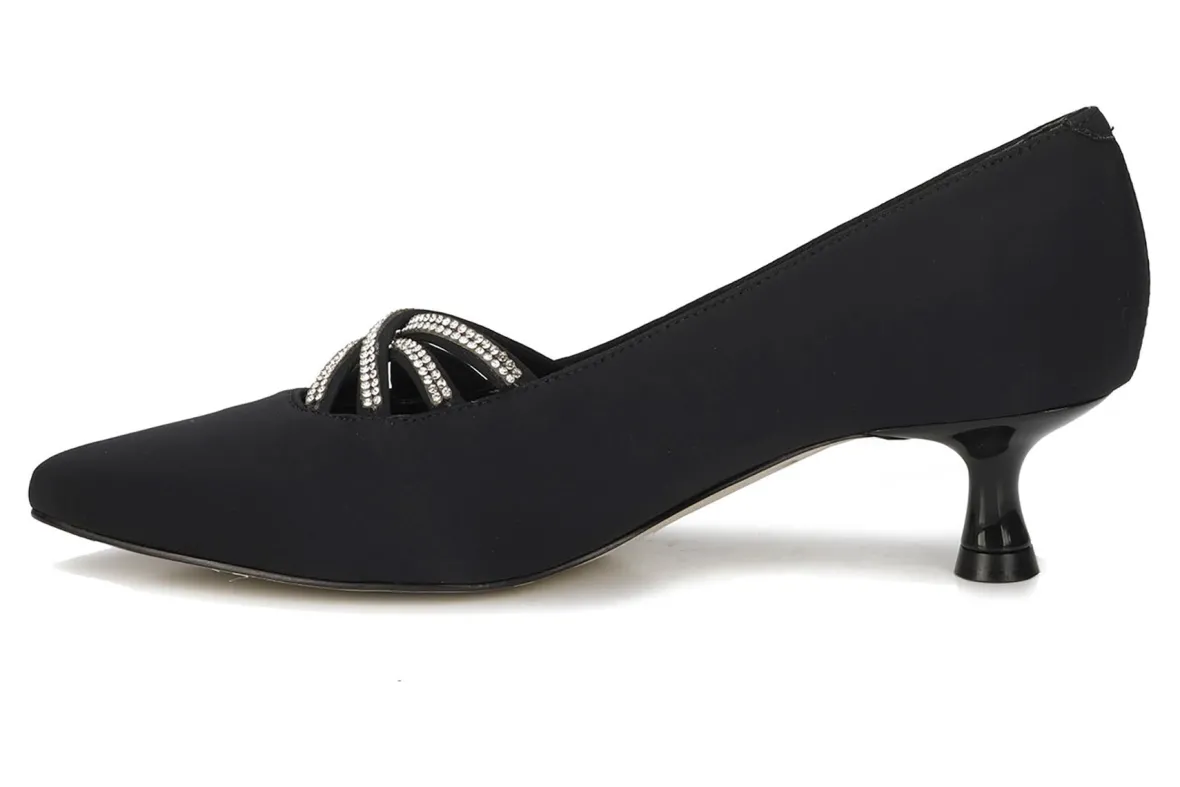 Bonnie-Ros Hommerson Hot