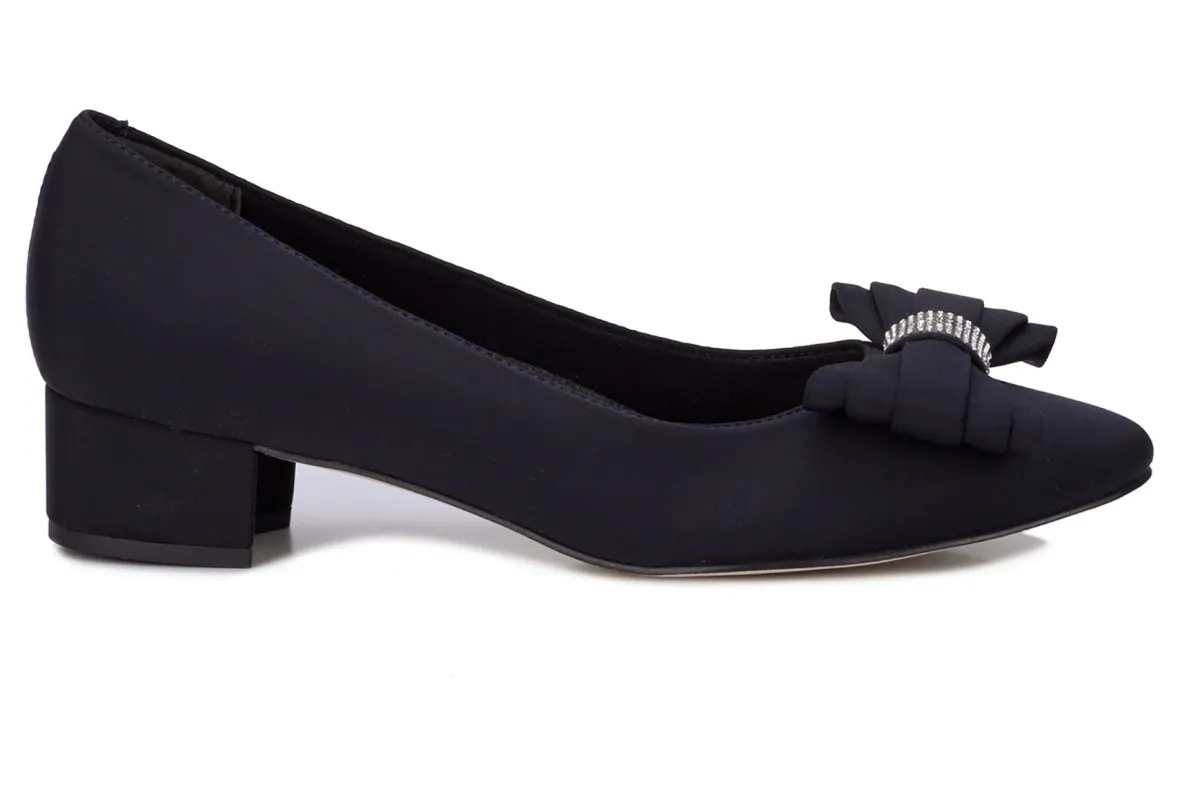 Hollie-Ros Hommerson Discount