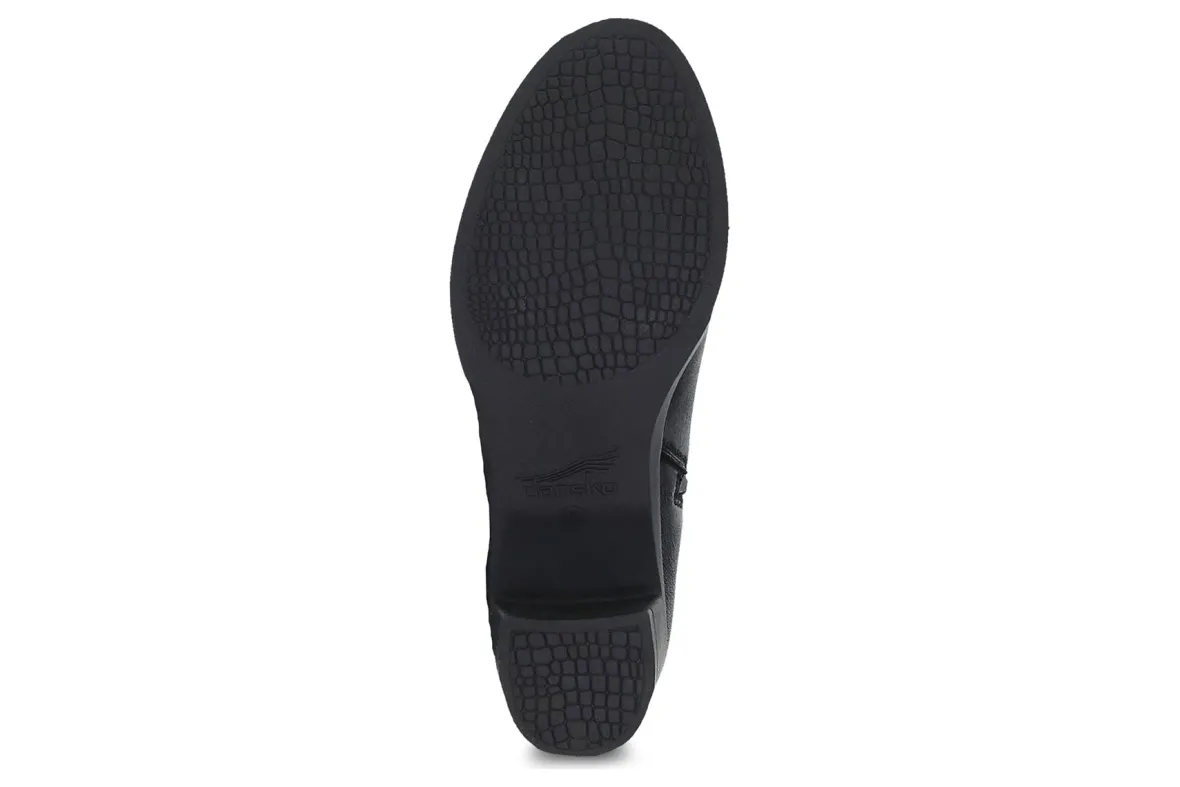 Celestine-Dansko Online