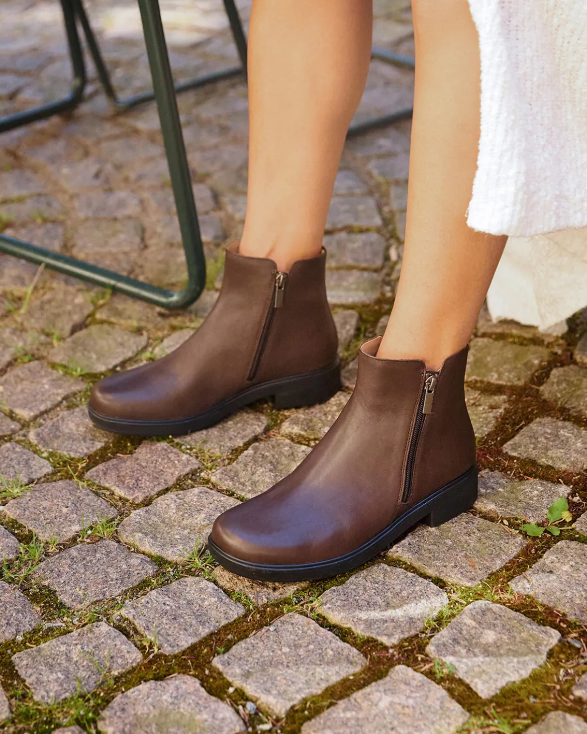 Compass Zip-ABEO Outlet