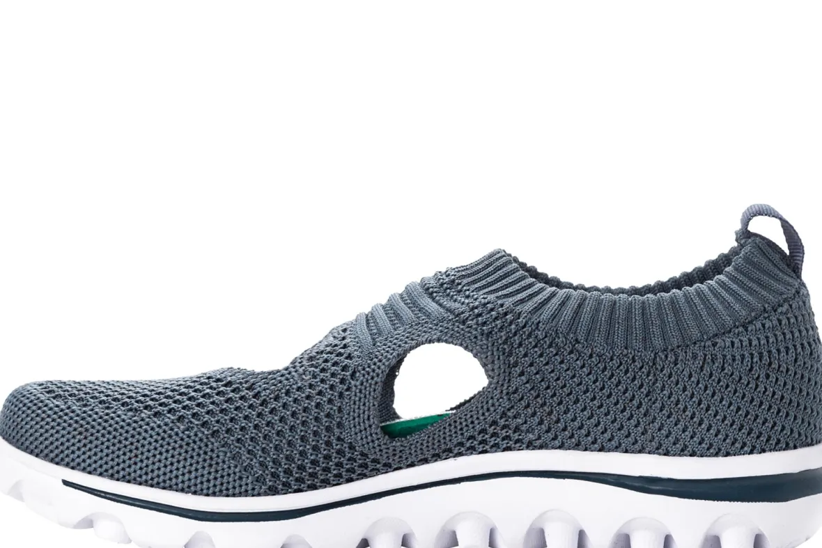 Travelactiv Avid-Propet Sale