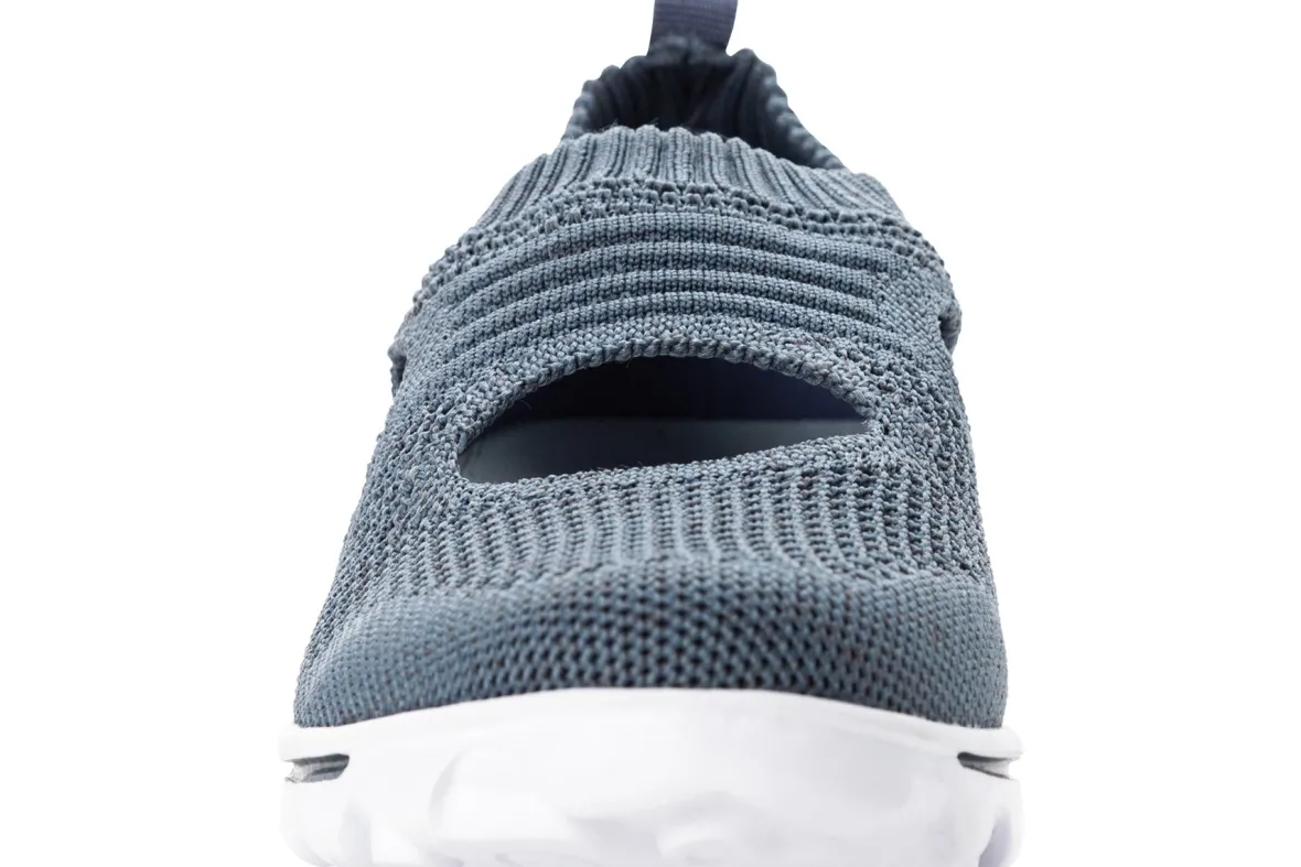 Travelactiv Avid-Propet Sale