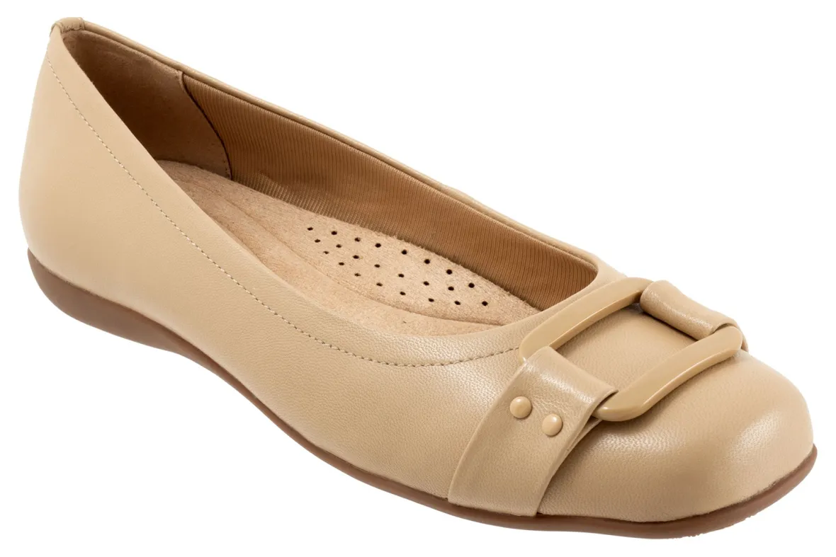 Sizzle Signature-Trotters Fashion