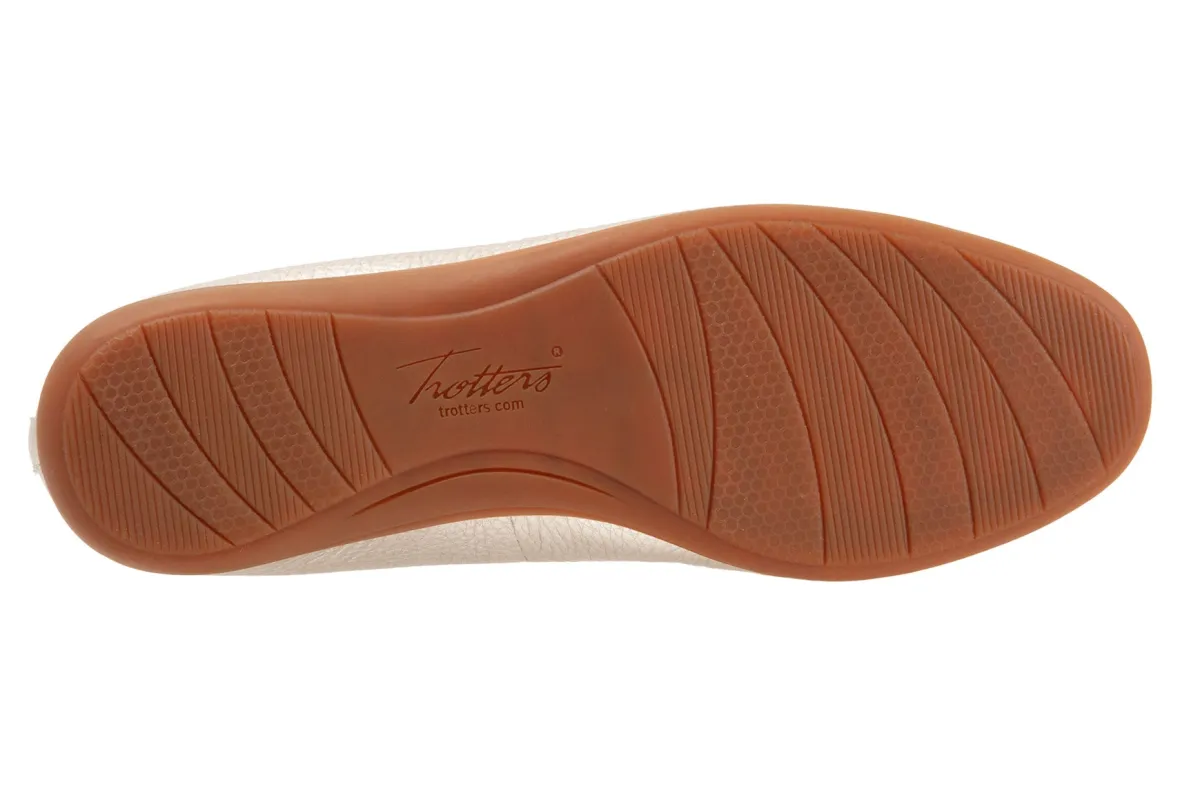 Dellis-Trotters Sale