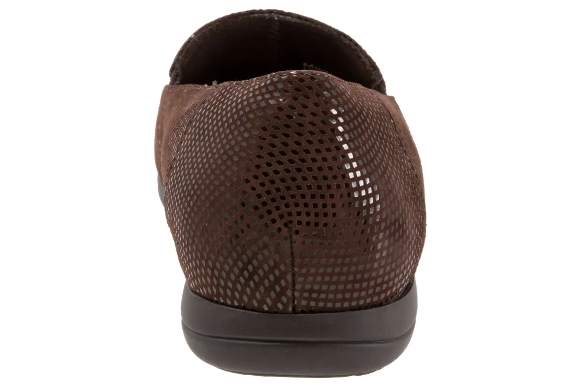 Deanna-Trotters Outlet