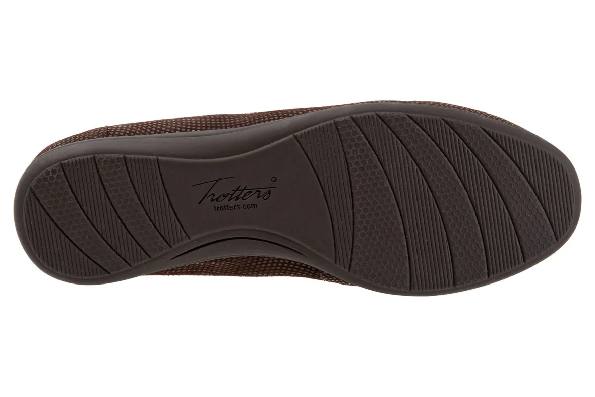 Deanna-Trotters Outlet