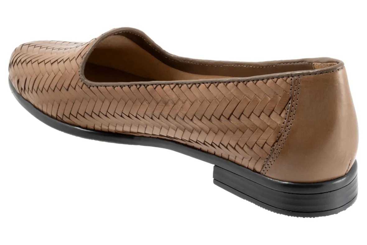 Liz III-Trotters Hot