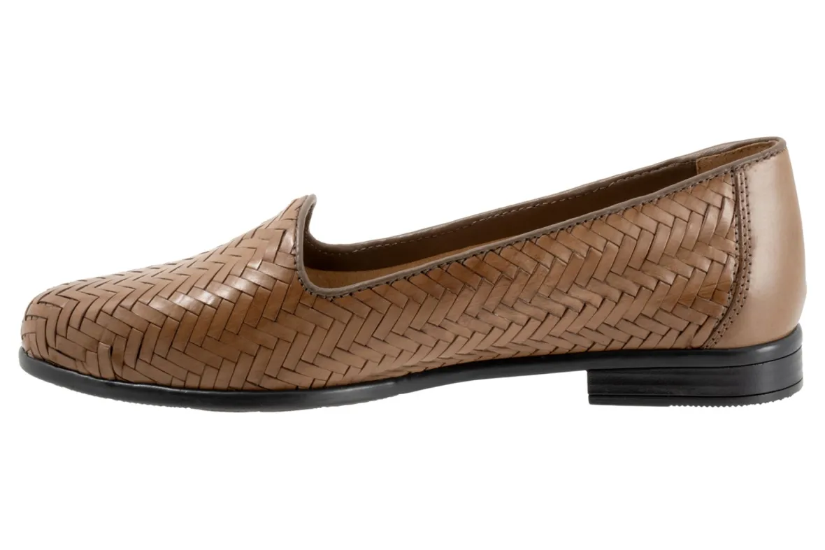 Liz III-Trotters Hot