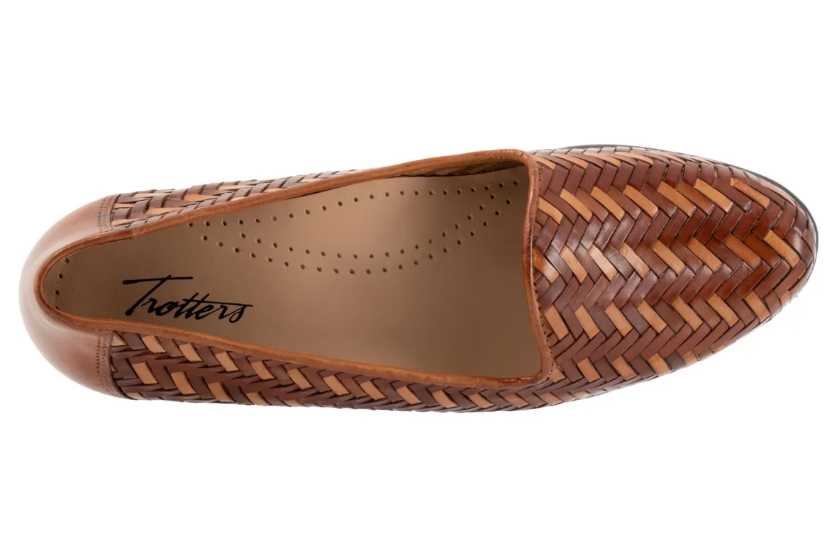 Liz III-Trotters Hot