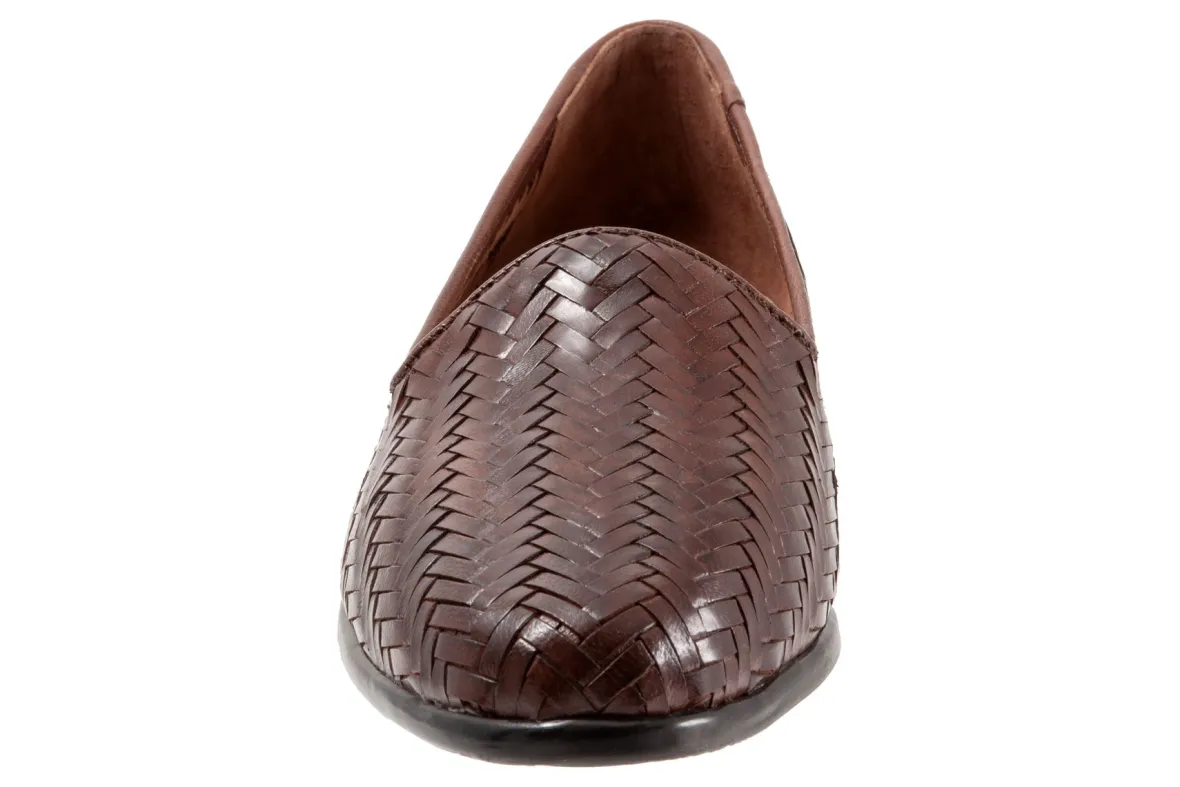 Liz III-Trotters Hot