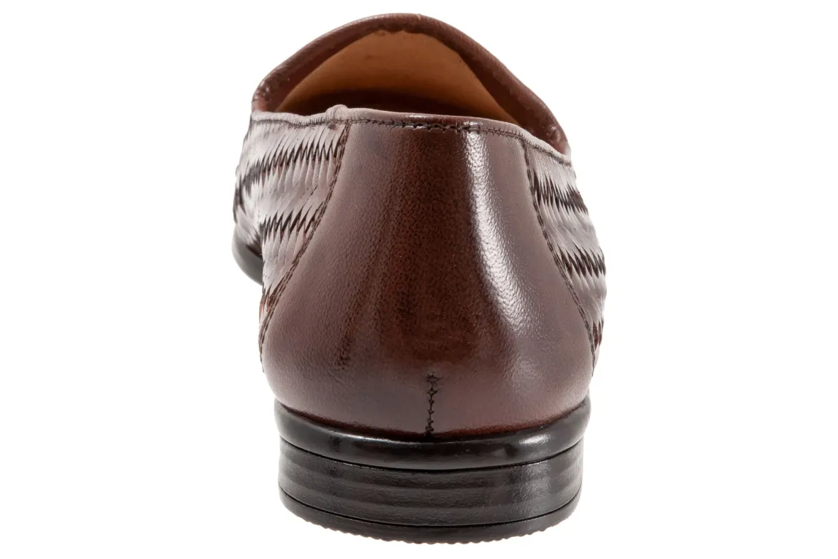 Liz III-Trotters Hot