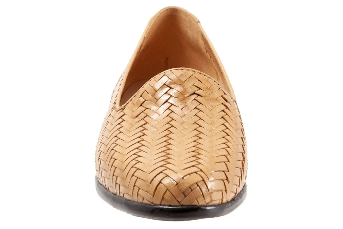 Liz III-Trotters Hot