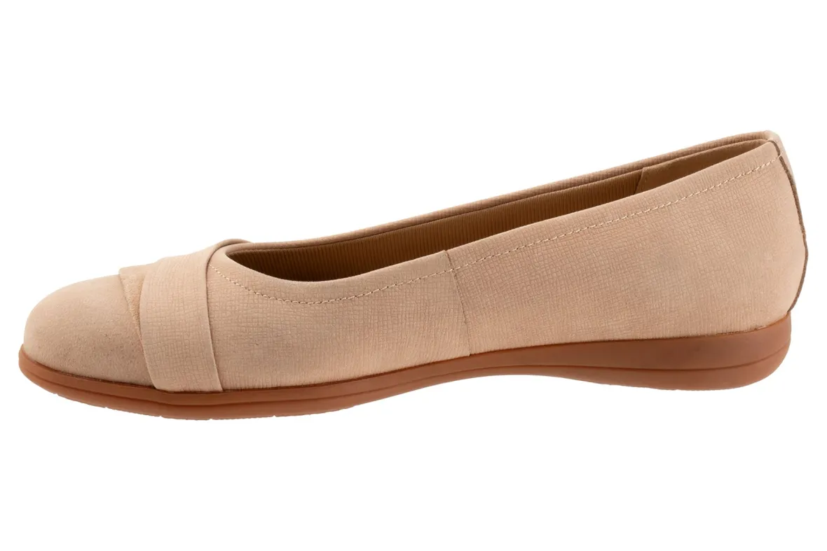 Danni-Trotters Fashion