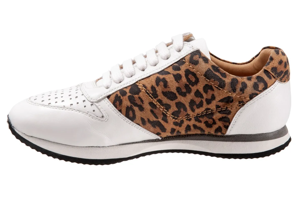 Infinity-Trotters Best