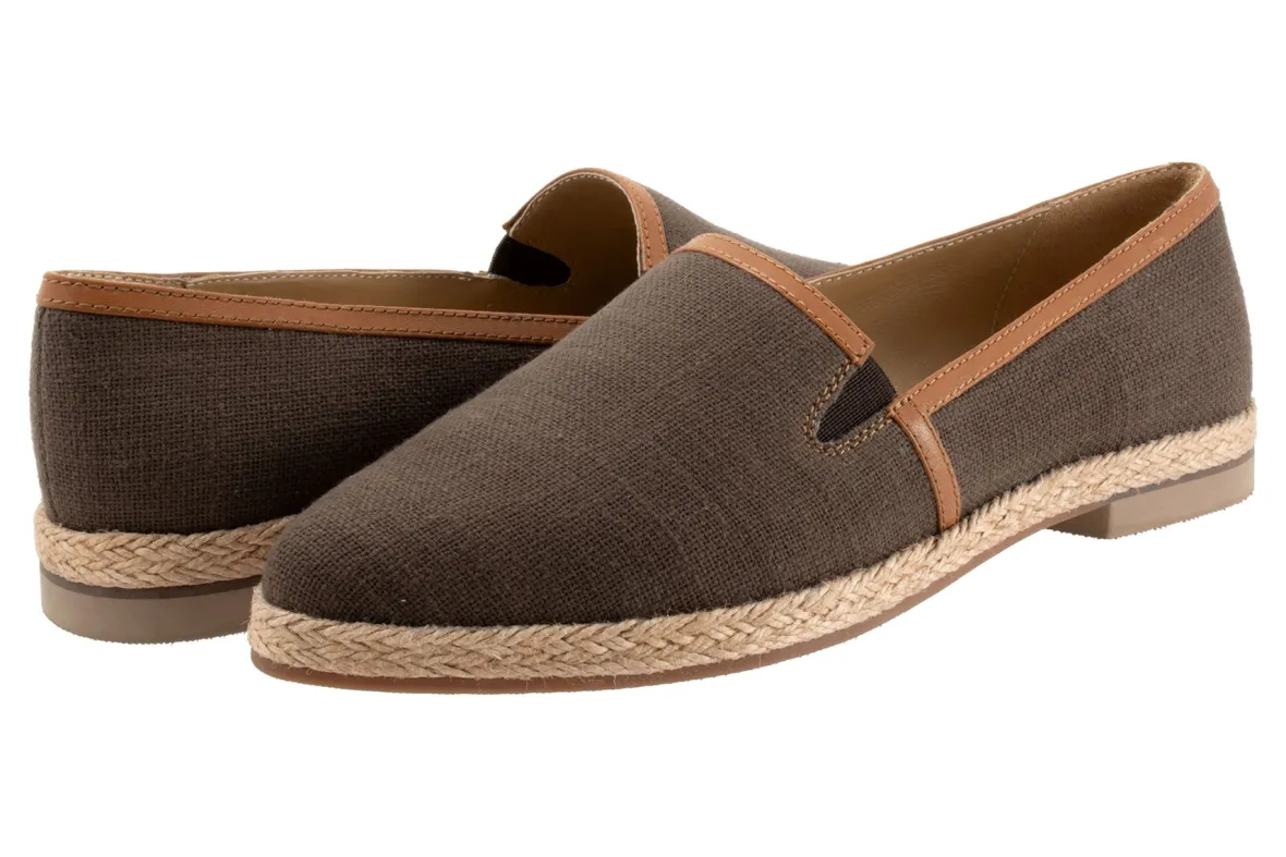 Estelle-Trotters Hot