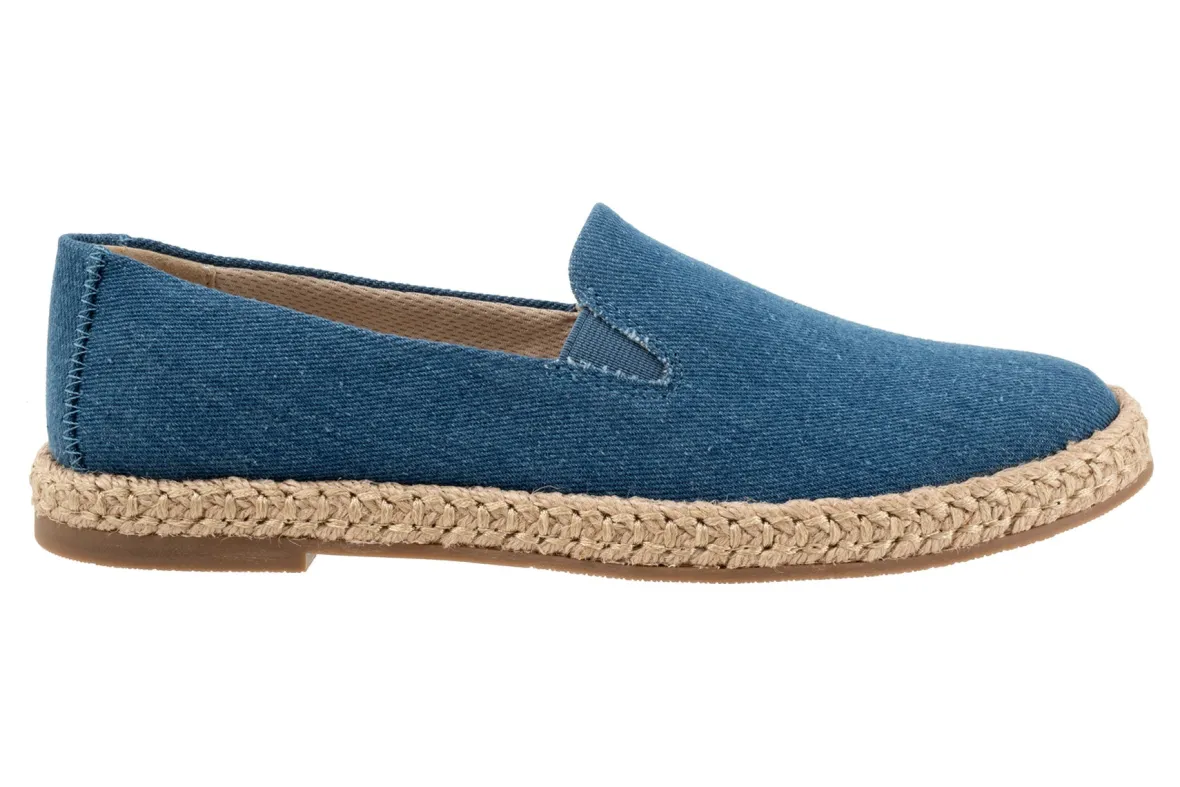 Poppy-Trotters Online