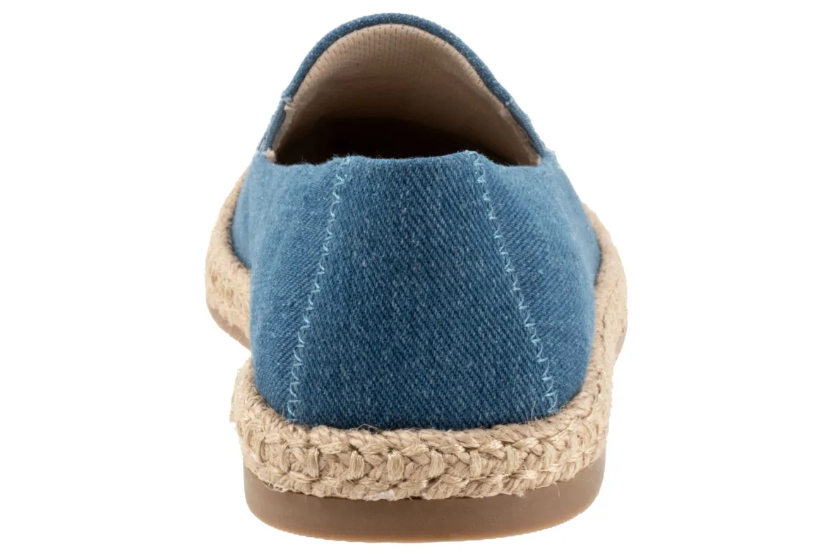 Poppy-Trotters Online