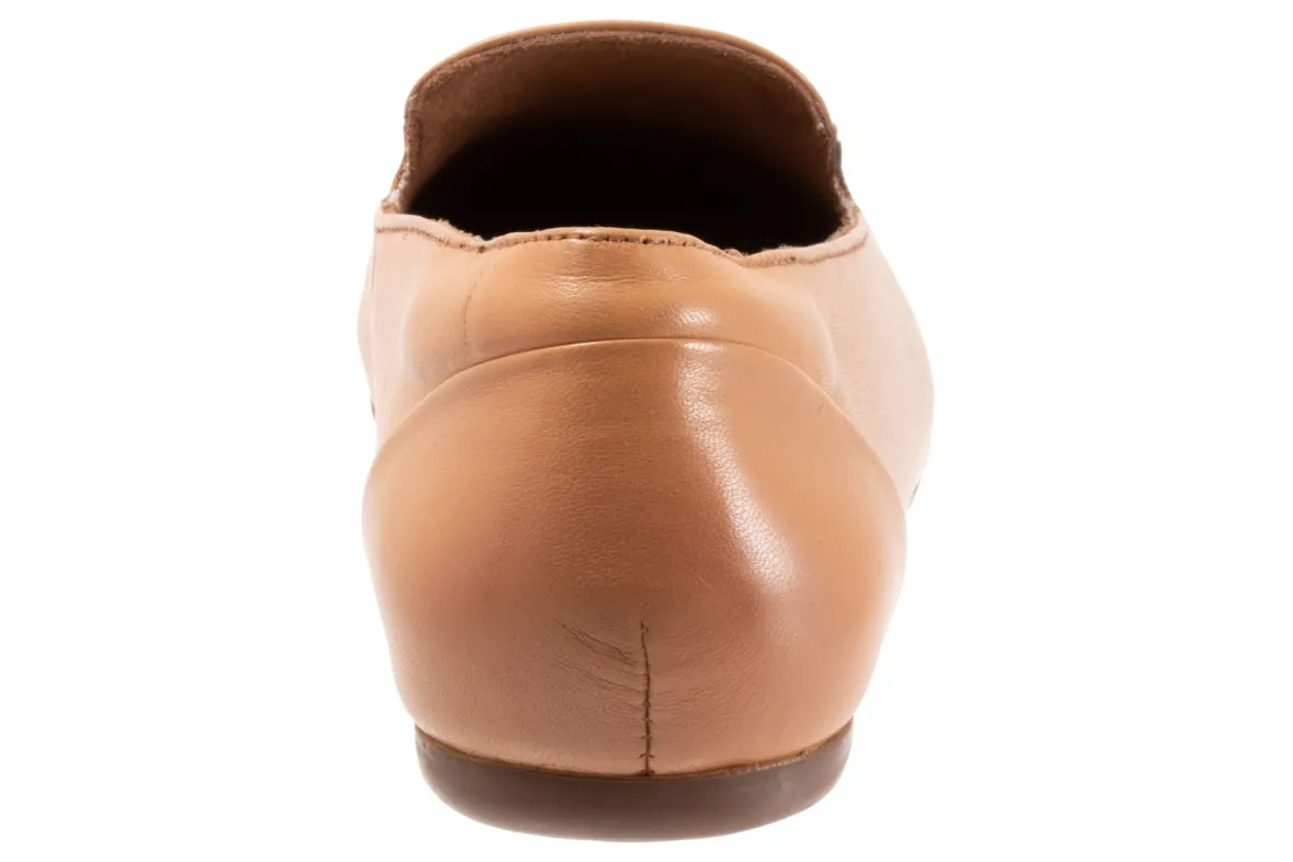 Shelby-Softwalk Outlet