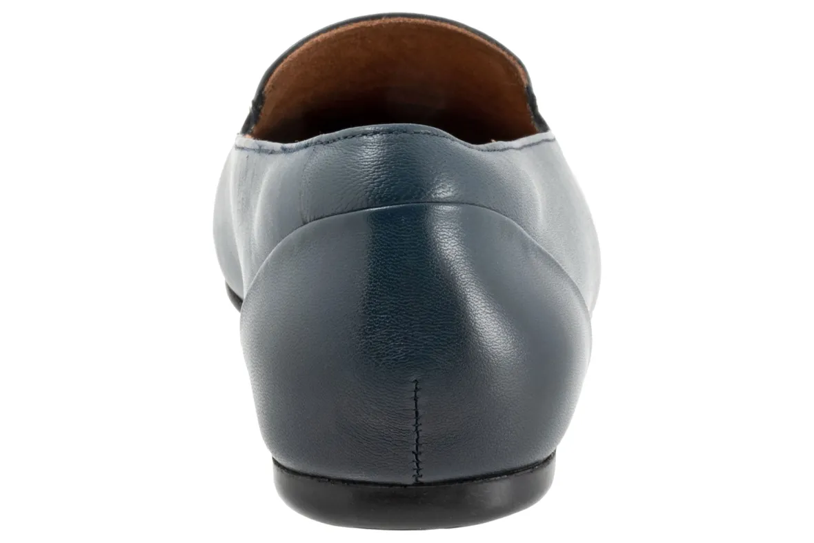 Shelby-Softwalk Outlet