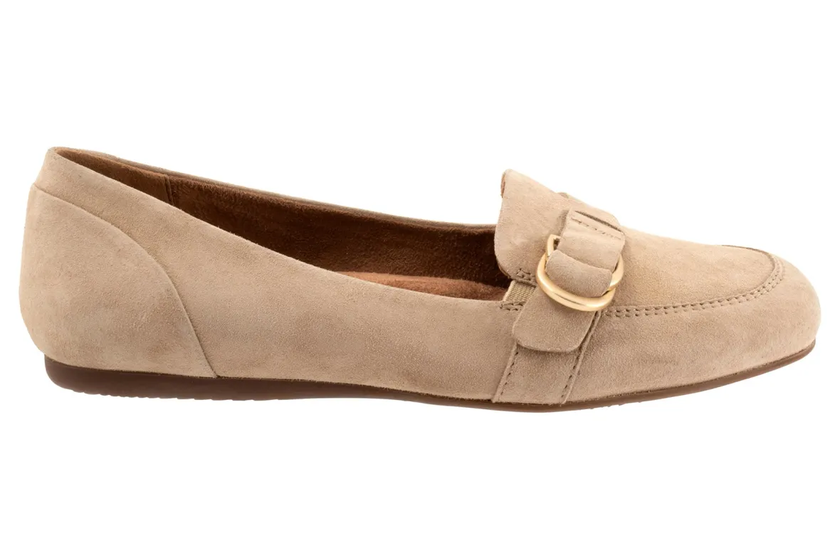 Serra-Softwalk Clearance