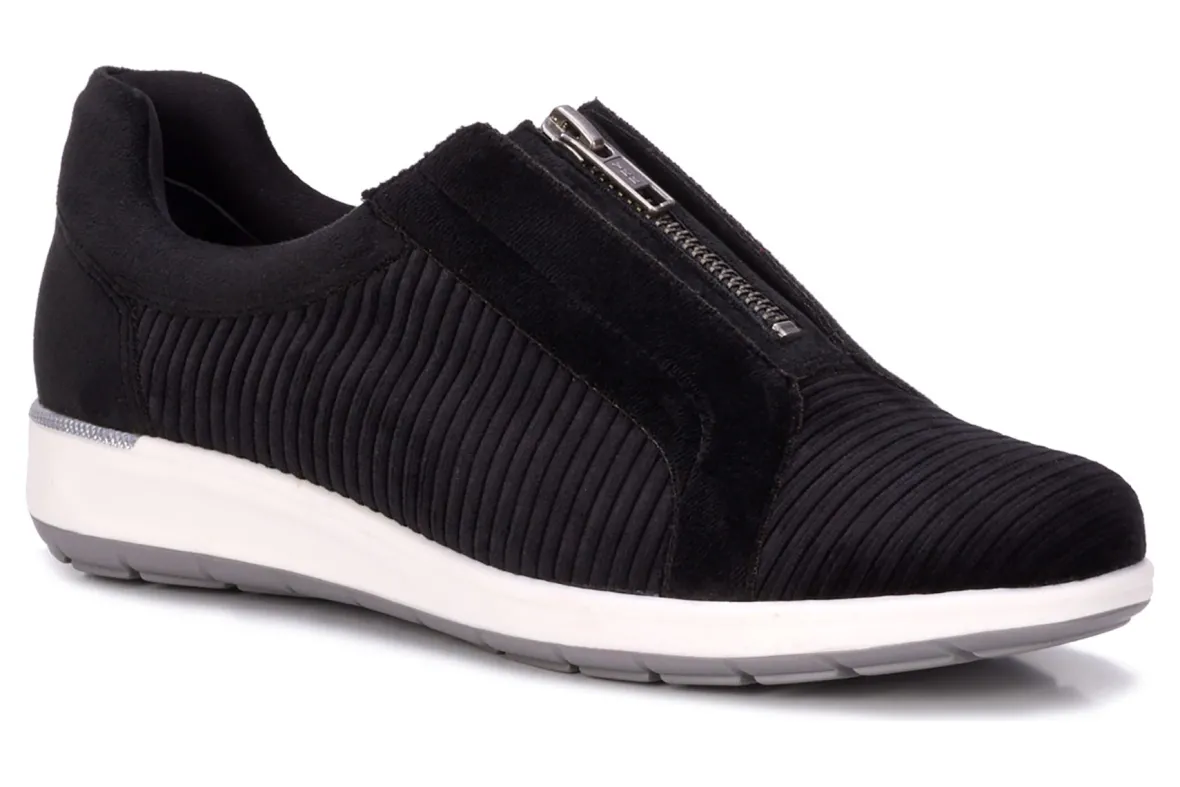 Oliver-Ros Hommerson New