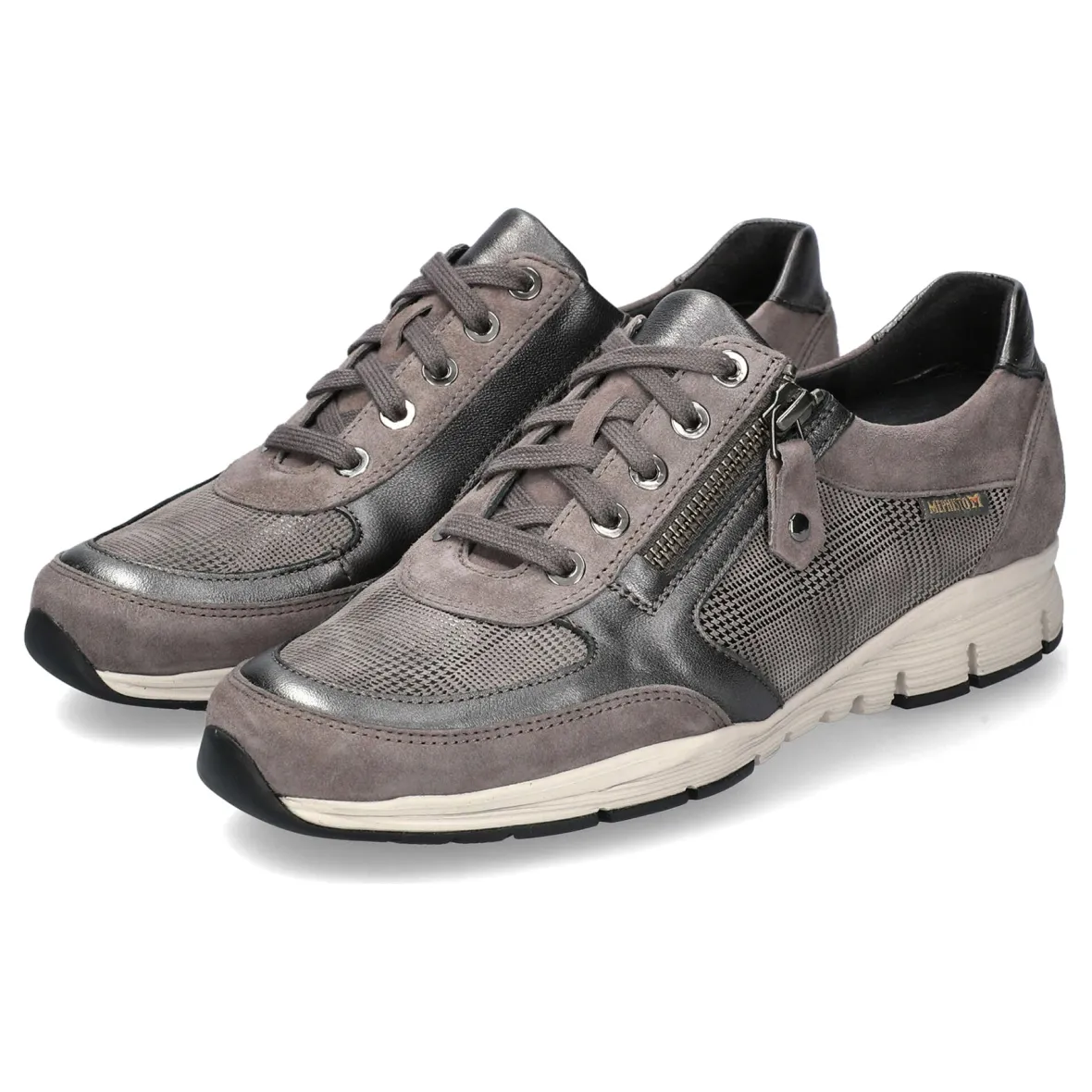 Ylona-Mephisto Online