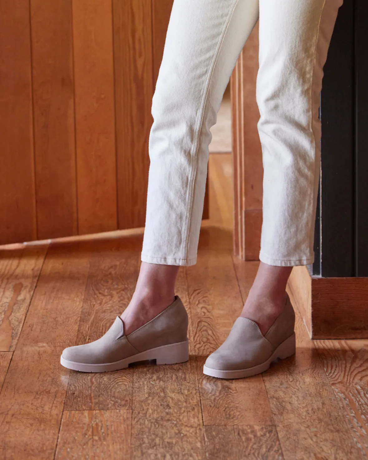 Horizon Slip On-ABEO Hot