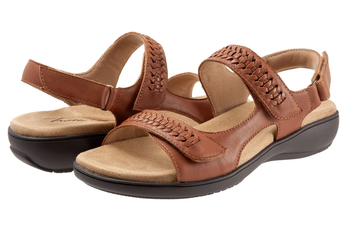 Romi Woven-Trotters Best