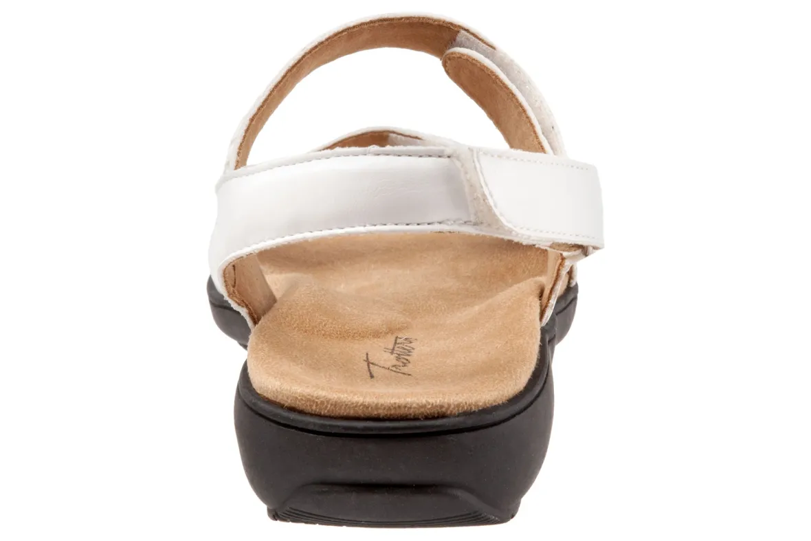 Romi Woven-Trotters Best