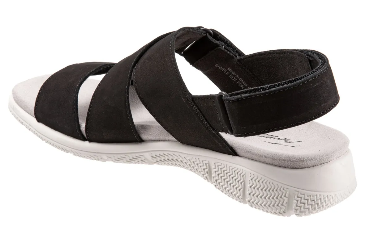 Tatia-Trotters Online