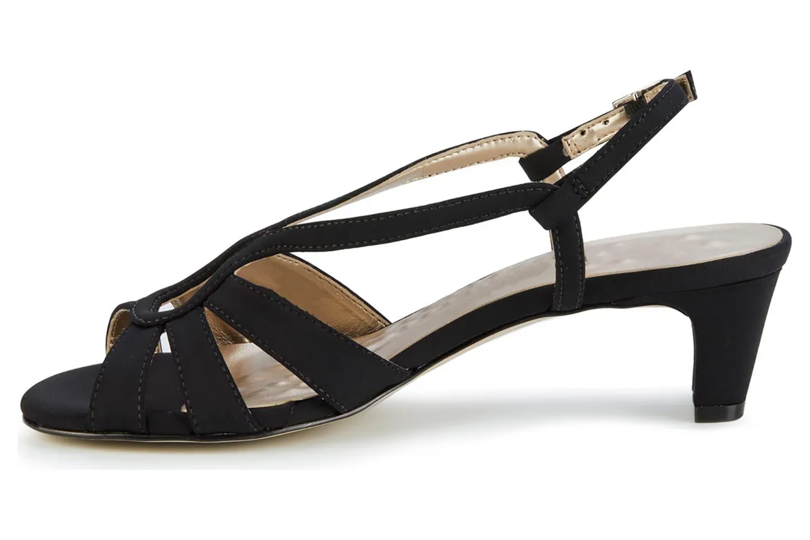 Leandra-Ros Hommerson New