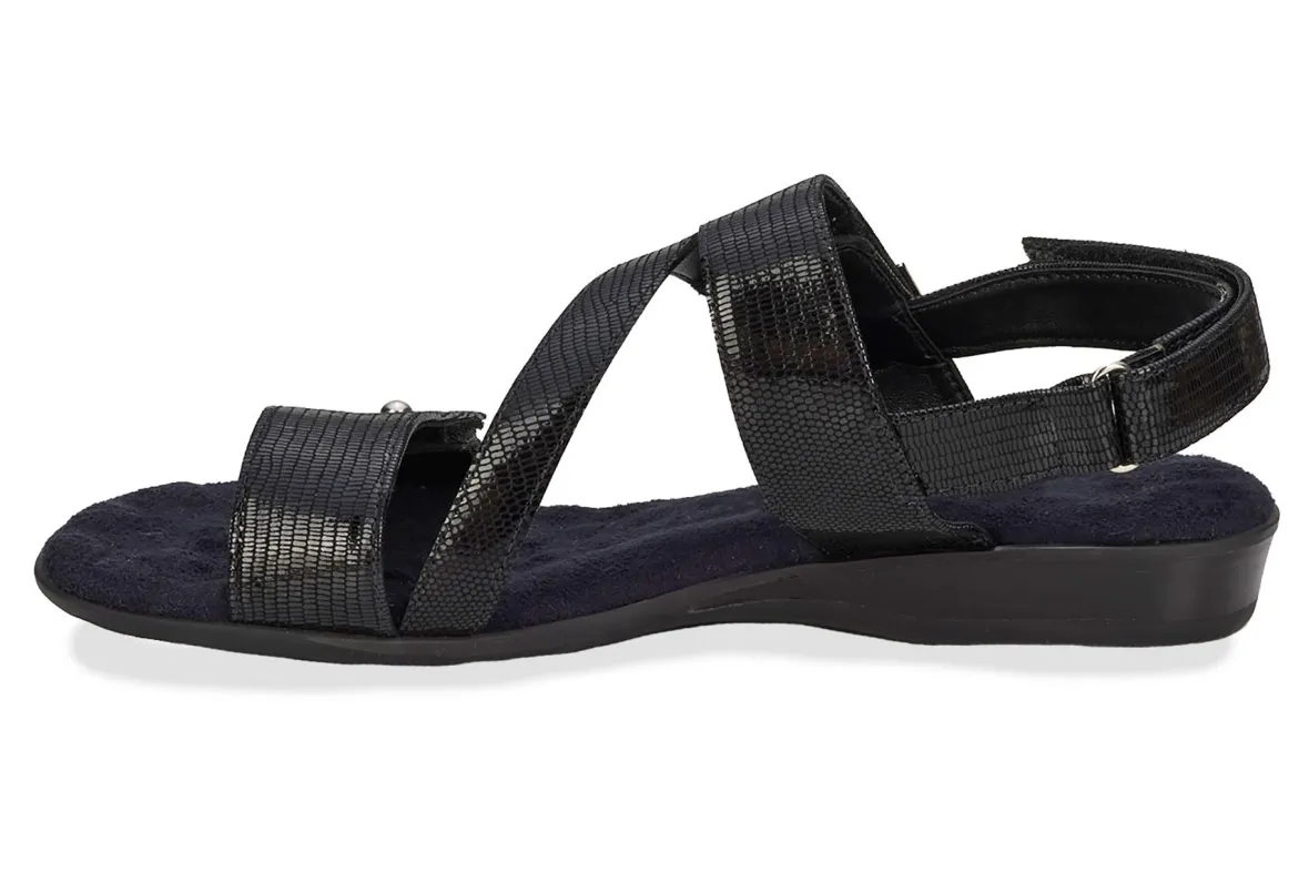 Chloe-Ros Hommerson Fashion