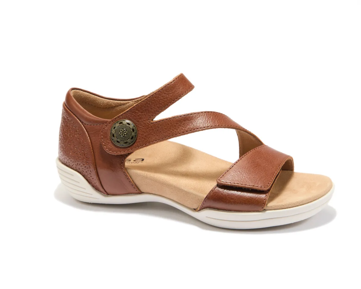 Demi-Halsa Footwear New