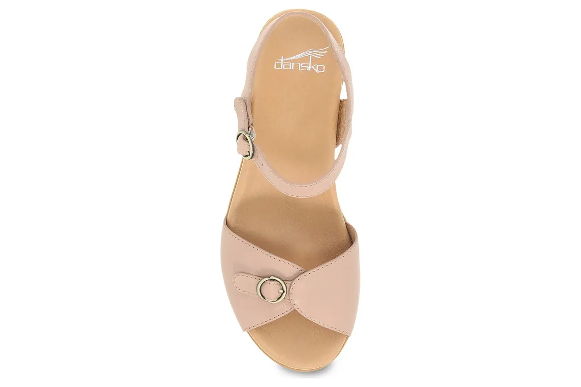 Tessie-Dansko Fashion