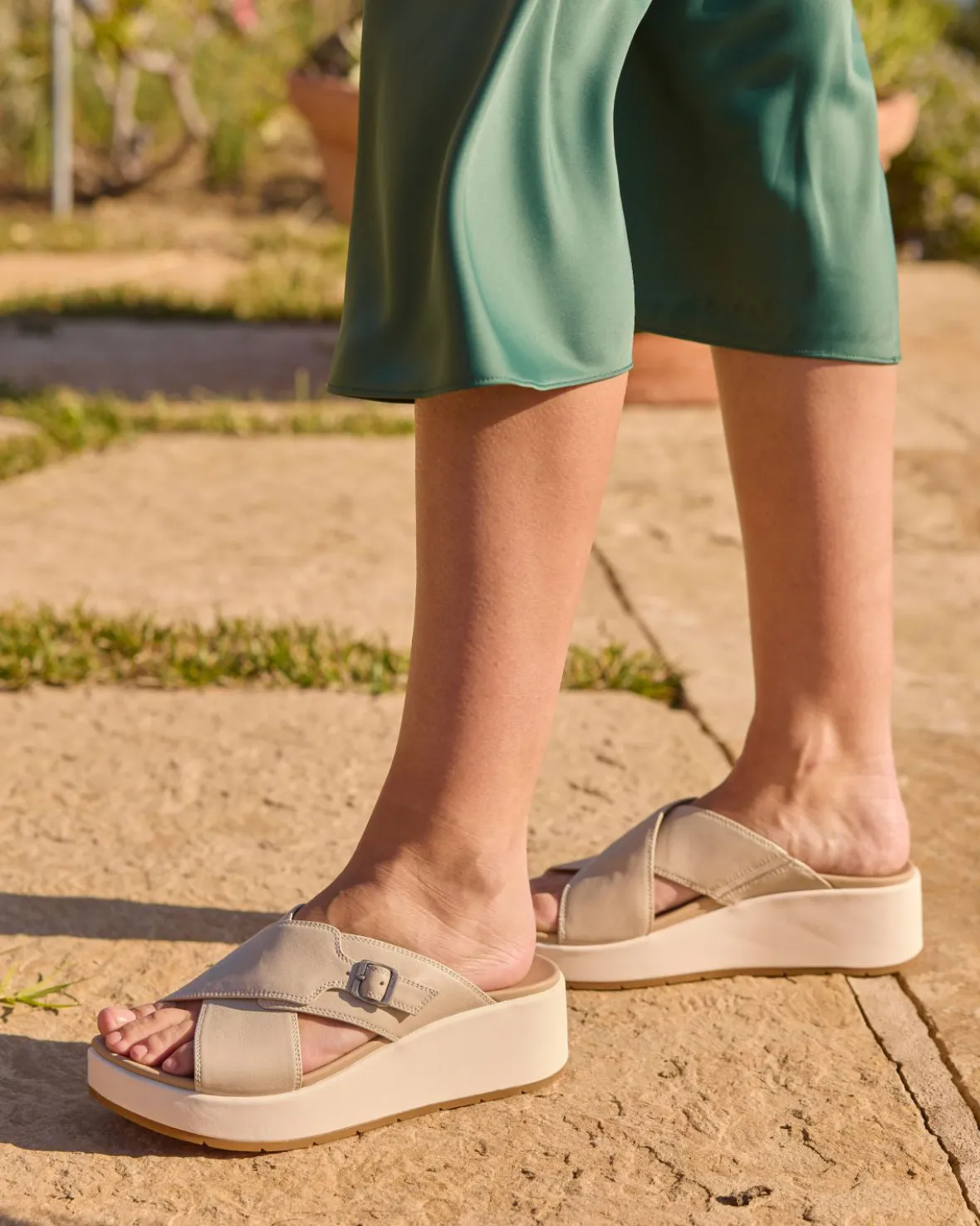 Solstice Cross Slide-ABEO Discount