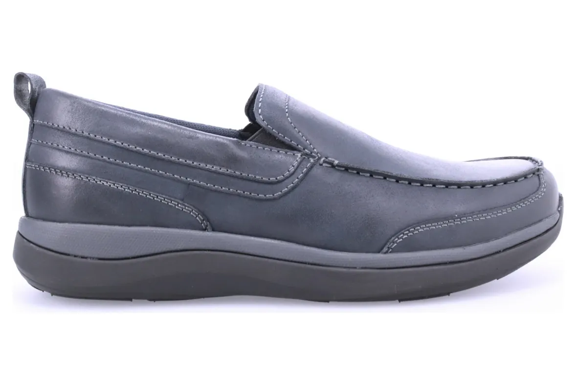 Preston-Propet Clearance